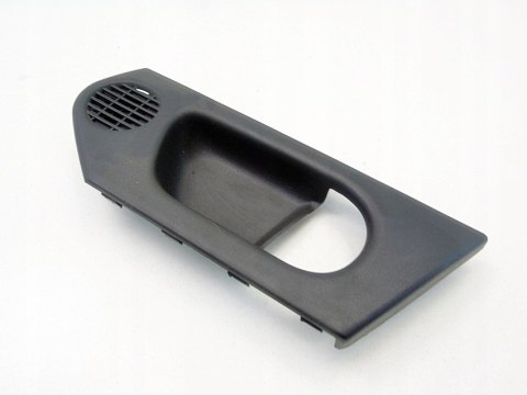 Osłona rozeta klamki wewnętrznej prawy przód Opel Meriva A 13215221