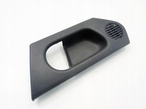 Osłona rozeta klamki wewnętrznej prawy przód Opel Meriva A 13215221