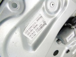 Podnośnik szyby prawy przód Hyundai I30 FL 2010r