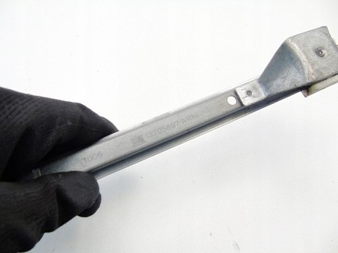 Prowadzenie szyby drzwi prawy przód Opel Meriva A 13205897