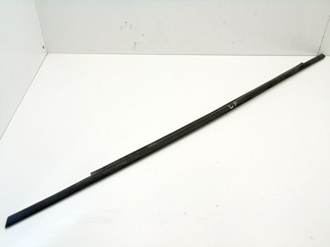 Uszczelka parapet zewnętrzny szyby lewy przód Opel Meriva A