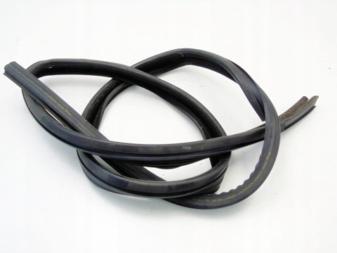 Uszczelka szyby drzwi lewy przód Opel Meriva A