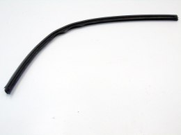 Uszczelka szyby drzwi prawy przód Hyundai I30 FL 2010r