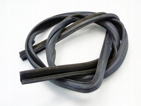 Uszczelka szyby drzwi prawy przód Opel Meriva A 13170905