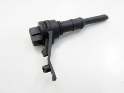 CZUJNIK PRĘDKOŚCI PRĘDKOŚCIOMIERZ 1.6 8V PASSAT B5 AUDI A4 B5 012409191D