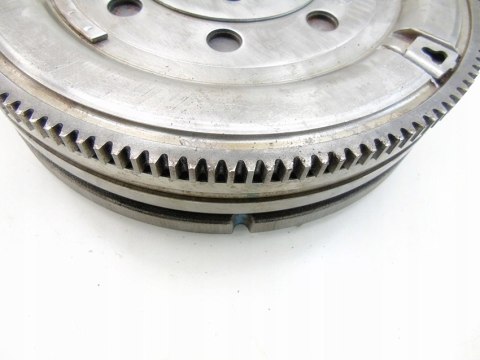 Koło dwumasowe 1.6 D4D D Verso Auris Avensis Mini One Clubman Countryman