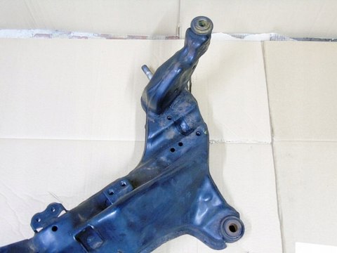 Belka trawers sanki kołyska zawieszenia przód Nissan Almera Tino 2002