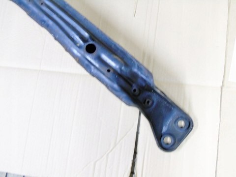 Belka zawieszenia silnika przód Nissan Almera Tino 2002