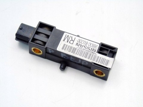 Czujnik uderzeniowy lewy Nissan Almera Tino 2002 2.2 DI DCI