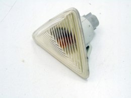 Kierunkowskaz boczny błotnika Mitsubishi Colt VI [2004 - 2008] MR957363