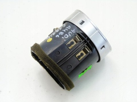 Kratka nawiewu deski rozdzielczej Audi A4 S4 B6 Cabrio 8H0820951D
