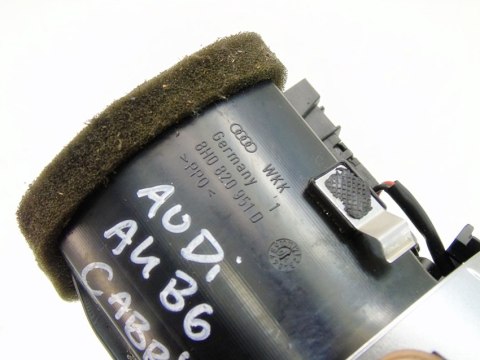 Kratka nawiewu deski rozdzielczej Audi A4 S4 B6 Cabrio 8H0820951D