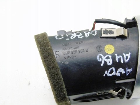 Kratka nawiewu deski rozdzielczej Audi A4 S4 B6 Cabrio 8H0820951D