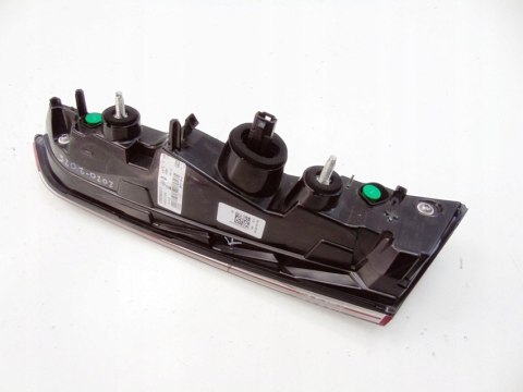 Lampa lewy tył na klapę bagażnika Renault Captur II 2020-2025 265553734R