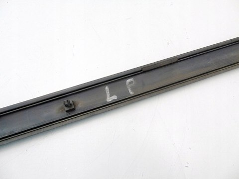 Listwa osłona drzwi lewy przód Nissan Almera Tino 2002