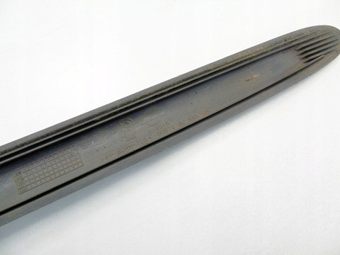 Listwa osłona drzwi lewy przód Nissan Almera Tino 2002