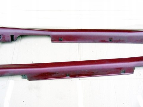 Listwy nakładki progowe Nissan Almera Tino 2002 2.2 di