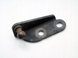 Mocowanie sworzeń siłownika klapy bagażnika lewe Nissan Almera Tino 2002