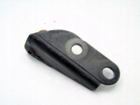 Mocowanie sworzeń siłownika klapy bagażnika lewe Nissan Almera Tino 2002