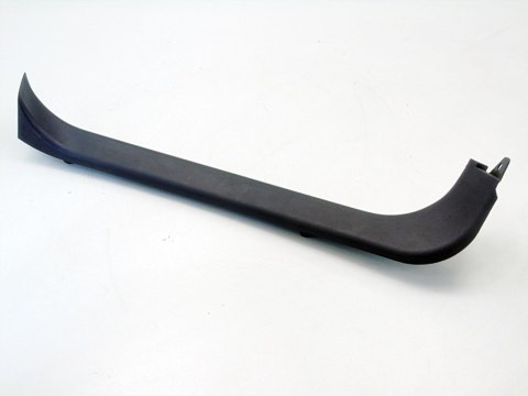 Osłona boczek bagażnika Nissan Almera Tino 2002