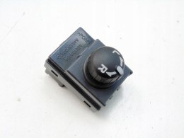 Przełącznik regulacji lusterek Mitsubishi Colt VI [2004 - 2008] MN108084