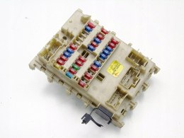 Skrzynka bezpieczników Nissan Almera Tino 2002 2.2 DI DCI