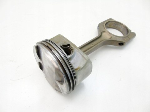 Tłok korbowód 3.0 N52 BMW 5 3 7 X3 X5 F10 F11 E93 E92 F01 F02 F03 85L118