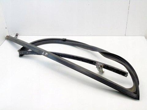 Uszczelka szyby drzwi lewy przód Nissan Almera Tino 2002