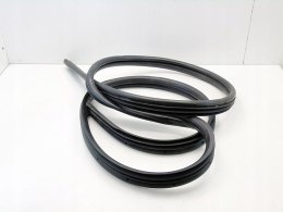 Uszczelka wnęki drzwi lewy przód Nissan Almera Tino 2002