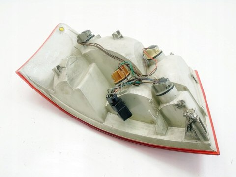 Lampa prawy tył prawa Audi A4 S4 B6 Cabrio