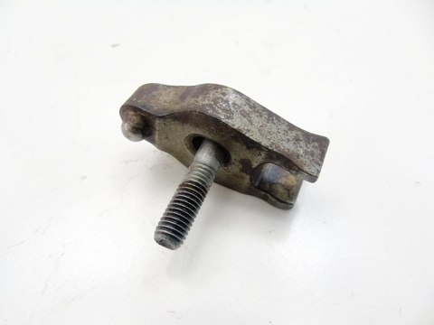 Łapka mocowanie wtryskiwacza 1.8 TDCI Mondeo IV Smax Galaxy Cmax Focus 2