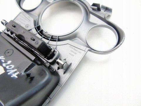 Obudowa ramka panelu do nawiewu Ford Fiesta MK7 2009-2017 8A61-18D422-AFW