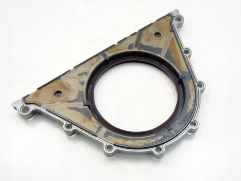 Obudowa uszczelniacza wału 4.4 N62 BMW 5 6 7 X5 E60 E61 E63 E64 E65 E66
