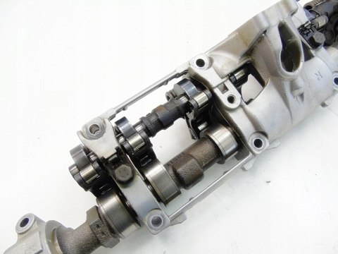 Wałki rozrządu 4.4 N62 BMW 5 6 7 X5 E60 E61 E63 E64 E65 E66 ALPINA 7506172