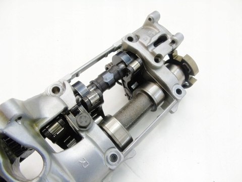 Wałki rozrządu 4.4 N62 BMW 5 6 7 X5 E60 E61 E63 E64 E65 E66 ALPINA 7506172