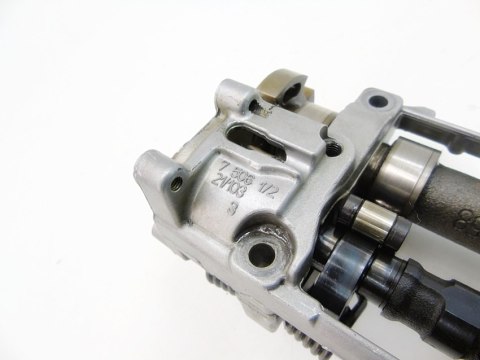 Wałki rozrządu 4.4 N62 BMW 5 6 7 X5 E60 E61 E63 E64 E65 E66 ALPINA 7506172