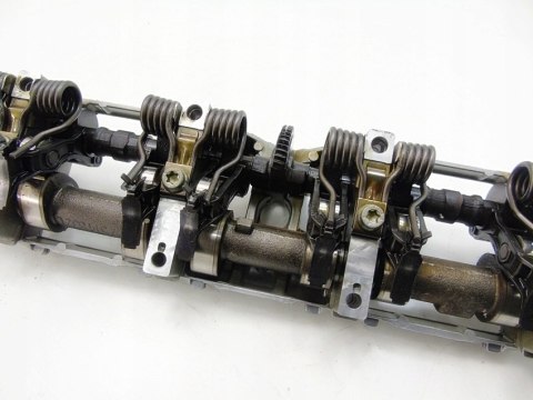Wałki rozrządu 4.4 N62 BMW 5 6 7 X5 E60 E61 E63 E64 E65 E66 ALPINA 7506172