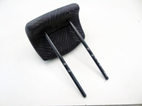 ZAGŁÓWEK FOTELA PRZEDNIEGO RENAULT MEGANE II 5D 2004