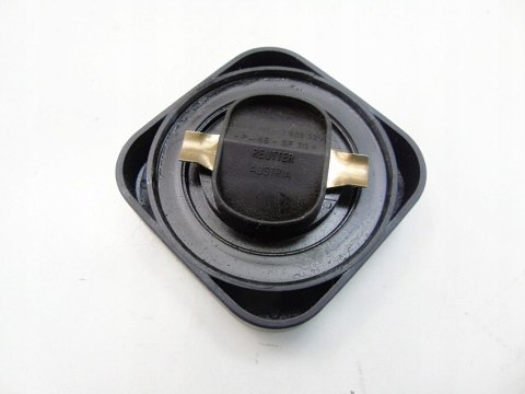 Korek wlewu oleju 4.4 N62 BMW 5 6 7 X5 E60 E61 E63 E64 E65 E66 7509328