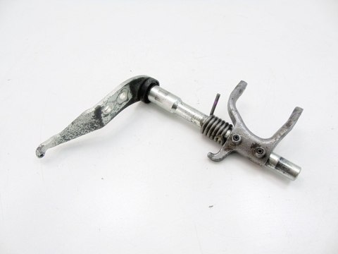 Łapa dźwignia widełki sprzęgła 1.0 1.2 12V Mitsubishi Space Star 6 Mirage