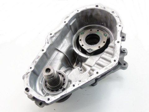 Obudowa reduktora przedniego Jeep Grand Cherokee Wk2 14- M0008986 Durango