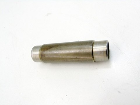 Rurka przewód wody 4.4 N62 BMW 5 6 7 X5 E60 E61 E63 E64 E65 E66 ALPINA