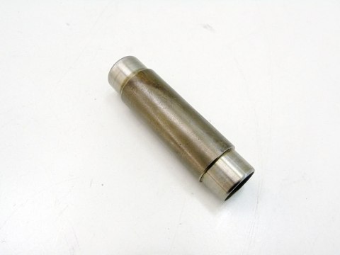 Rurka przewód wody 4.4 N62 BMW 5 6 7 X5 E60 E61 E63 E64 E65 E66 ALPINA