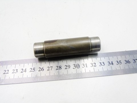 Rurka przewód wody 4.4 N62 BMW 5 6 7 X5 E60 E61 E63 E64 E65 E66 ALPINA