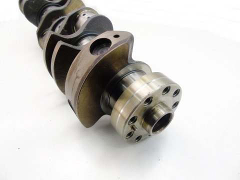 Wał korbowy 4.4 N62 BMW 5 6 7 X5 E60 E61 E63 E64 E65 E66 ALPINA 7504389