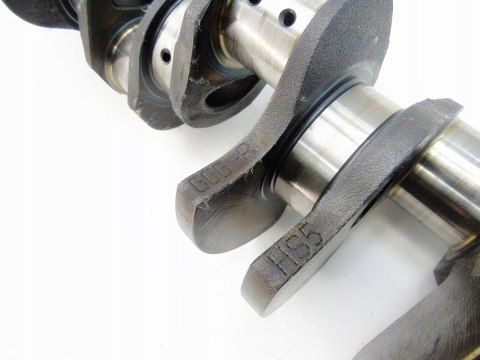 Wał korbowy 4.4 N62 BMW 5 6 7 X5 E60 E61 E63 E64 E65 E66 ALPINA 7504389