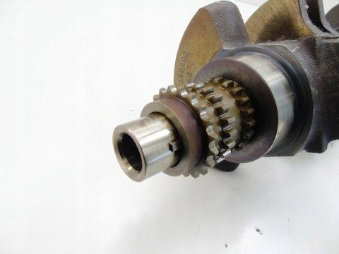 Wał korbowy 4.4 N62 BMW 5 6 7 X5 E60 E61 E63 E64 E65 E66 ALPINA 7504389