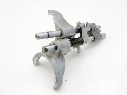 Widełki wybierak skrzyni biegów 1.0 1.2 12V Mitsubishi Space Star 6 Mirage