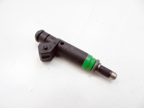 Wtryskiwacz paliwa 4.4 N62 BMW 5 6 7 X5 E60 E61 E63 E64 E65 E66 7525721