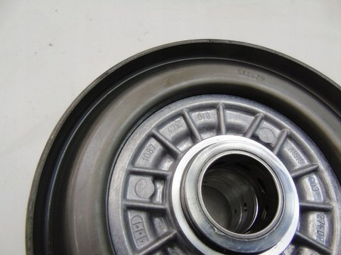 Kosz sprzęgłowy skrzyni biegów 8HP70X Maserati Ghibli III Quattroporte VI